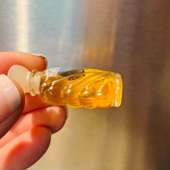 Estée Lauder Beautiful Mini Perfume Full Vintage Miniature Bottle - Picture 2 of 4